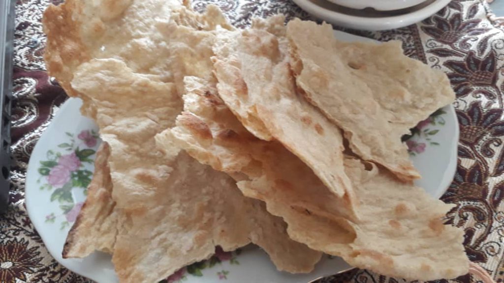 نان خشک ساده