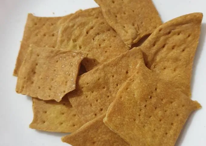 نان خشک زرد محلی