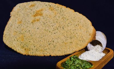 نان خشک گندم و جو
