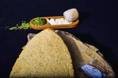 نان خشک جو دوسر